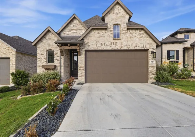 Photo 1 of Single family home for sale at 945 Easy Gruene Dr, New Braunfels, TX 78130 | MLS# 7846031 | Listing updated on 2026-08-21