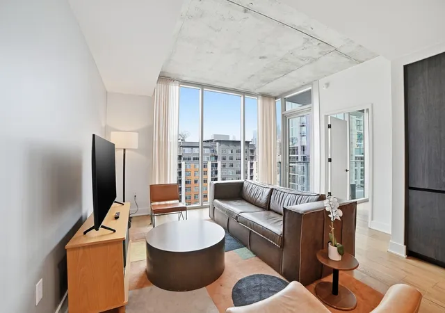 3rd image of 48 East Ave #1301, Austin, TX 78701 | MLS# 1073990
