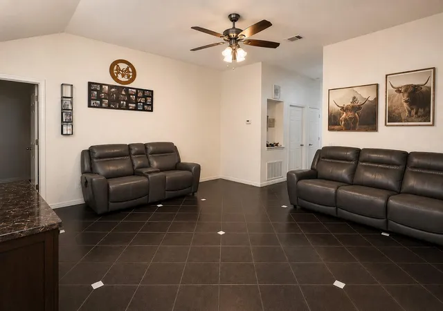 Photo 3 of Single family home for sale at 120 Evergreen Cir, Georgetown, TX 78626 | MLS# 2085189 | Listing updated on 2026-08-15