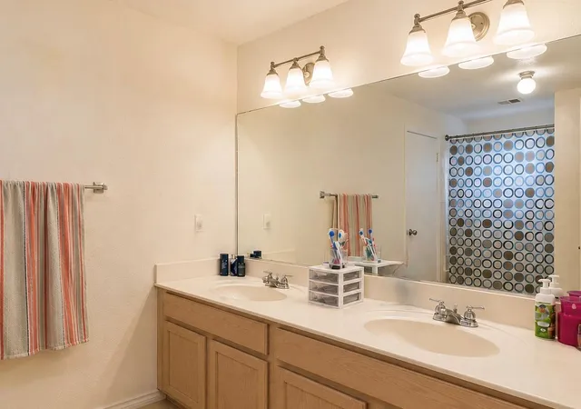 Photo 4 of Single family home for sale at 120 Evergreen Cir, Georgetown, TX 78626 | MLS# 2085189 | Listing updated on 2026-08-15