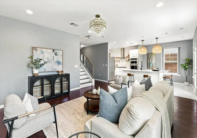 3rd image of 412 Alsatian Ln, Leander, TX 78641 | MLS# 1777340
