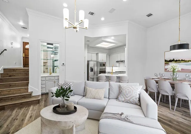 5th image of 1701 Spyglass Dr #2, Austin, TX 78746 | MLS# 9447097