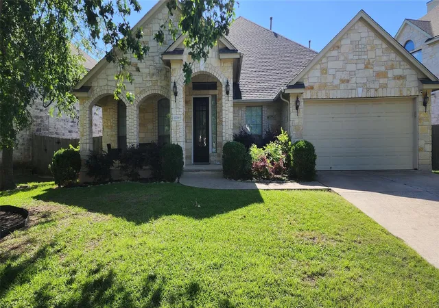 Single family home for sale at 11709 Via Grande Dr, Austin, TX 78739 | MLS# 1821137