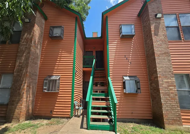 2nd image of 2419 W Slaughter Ln, Austin, TX 78748 | MLS# 5801723