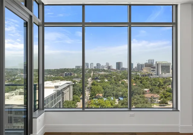Photo 2 of Condo for sale at 501 West Ave #1304, Austin, TX 78701 | MLS# 9739442 | Listing updated on 2026-09-17
