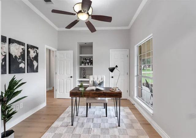 Photo 4 of Single family home for sale at 208 Neal Dr, Liberty Hill, TX 78642 | MLS# 1216583 | Listing updated on 2026-10-03