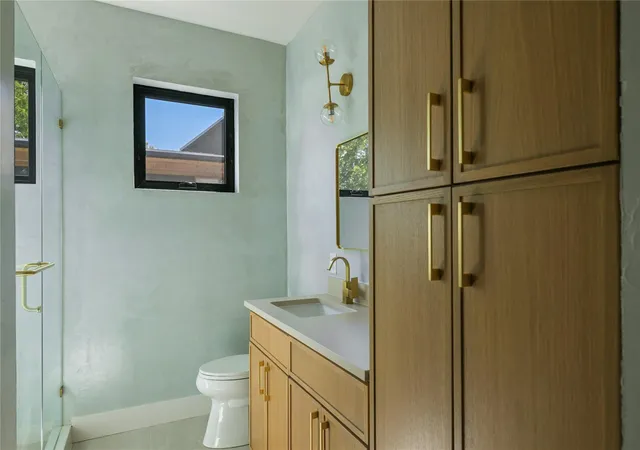 Photo 12 of Single family home for sale at 1606 Cedar Ave #B, Austin, TX 78702 | MLS# 4494252 | Listing updated on 2026-10-08