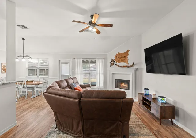 Photo 3 of Single family home for sale at 1119 Wild Dr, Temple, TX 76504 | MLS# 4361593 | Listing updated on 2026-10-01