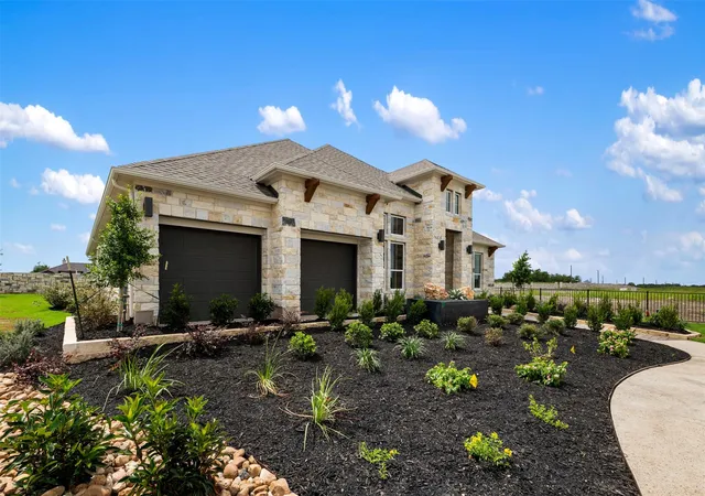 2nd image of 132 Bigtooth Maple Ln, San Marcos, TX 78666 | MLS# 3191319