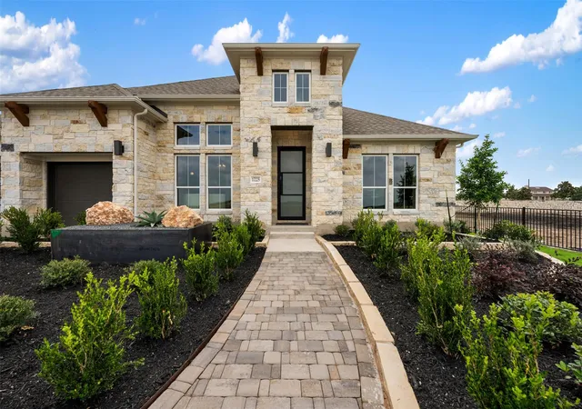 3rd image of 132 Bigtooth Maple Ln, San Marcos, TX 78666 | MLS# 3191319