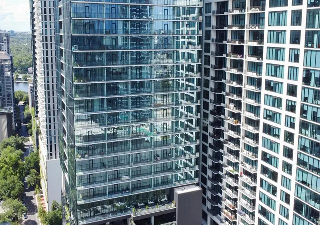 39th image of 610 Davis St #2408, Austin, TX 78701 | MLS# 7029537