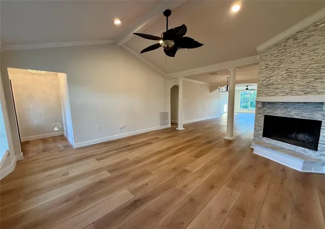 4th image of 11631 Langdon Ln, Houston, TX 77072 | MLS# 3141060