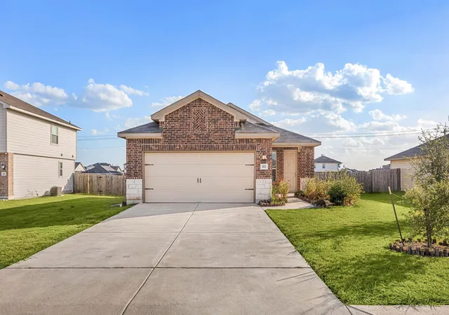 Photo 3 of Single family home for sale at 302 Sunshine Ln, Kyle, TX 78640 | MLS# 8420870 | Listing updated on 2026-08-15
