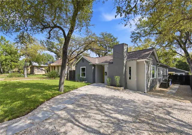 Photo 2 of Single family home for sale at 3909 Willbert Rd, Austin, TX 78751 | MLS# 3831770 | Listing updated on 2026-10-19