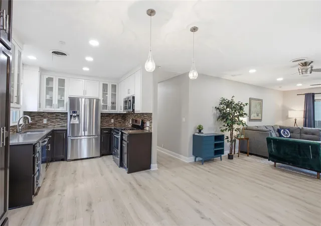 Photo 3 of Single family home for sale at 3909 Willbert Rd, Austin, TX 78751 | MLS# 3831770 | Listing updated on 2026-10-19