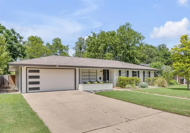 1st image of 1602 Ashberry Dr, Austin, TX 78723 | MLS# 8809322