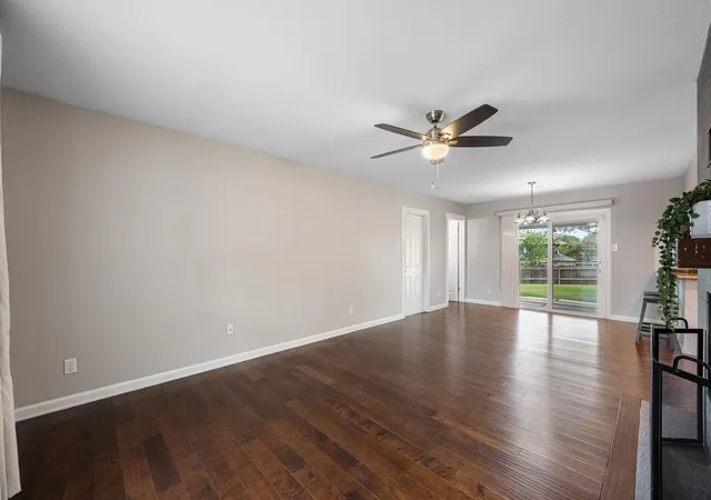Photo 3 of Single family home for sale at 7102 Fred Morse Dr, Austin, TX 78723 | MLS# 2593074 | Listing updated on 2026-10-19