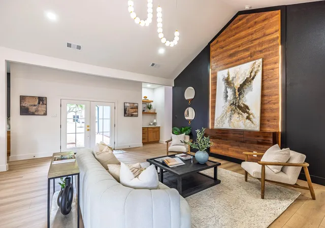 Photo 3 of Single family home for sale at 8111 Elkhorn Mountain Trl, Austin, TX 78729 | MLS# 6093751 | Listing updated on 2026-09-02