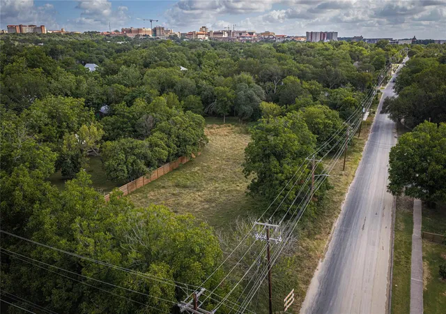 1st image of 119 S Mitchell St, San Marcos, TX 78666 | MLS# 2235688