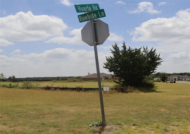 1st image of 600 Rawhide Ln, Florence, TX 76527 | MLS# 5189875