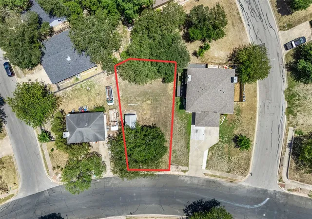 Photo 1 of Land for sale at 5706 Spring Meadow Rd, Austin, TX 78744 | MLS# 2803061 | Listing updated on 2026-09-04