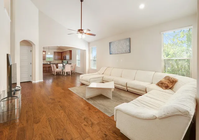 2nd image of 16200 Cantania Cv, Pflugerville, TX 78660 | MLS# 8610901
