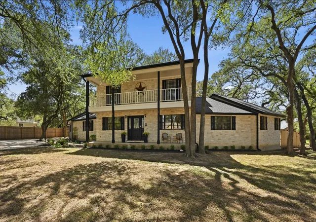 1st image of 224 Maple Dr, Mountain City, TX 78610 | MLS# 7026713