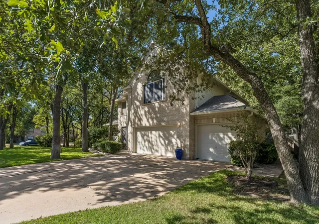 Photo 3 of Single family home for sale at 3500 Aspen Leaf, Round Rock, TX 78681 | MLS# 6060676 | Listing updated on 2026-09-06