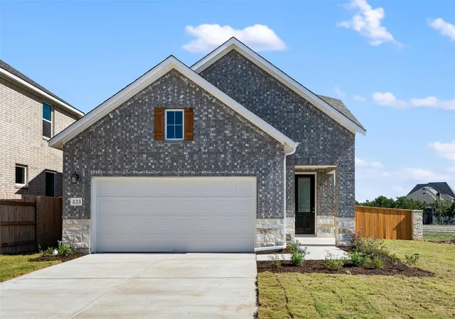 Single family home for sale at 123 Lions Tail Cv, San Marcos, TX 78666 | MLS# 3883854 | Listing updated on 2026-10-27