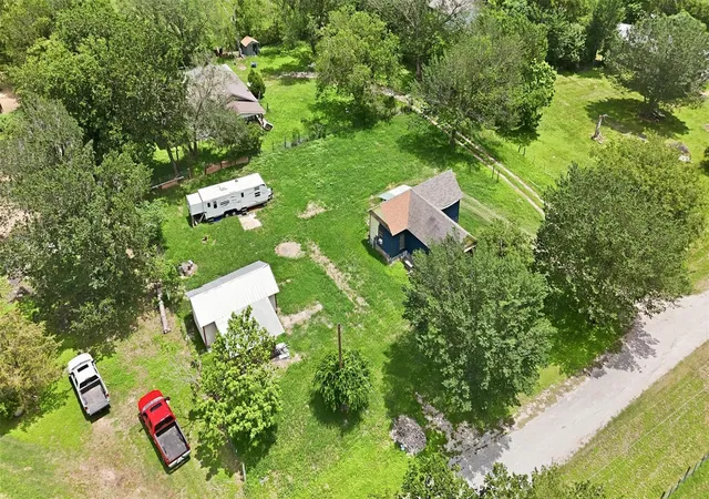 Photo 4 of Single family home for sale at 148 Brenham St, Mc Dade, TX 78650 | MLS# 1108731 | Listing updated on 2026-08-17