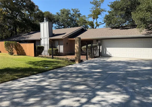 1st image of 7924 Ridgeline N N, Austin, TX 78731 | MLS# 5054885