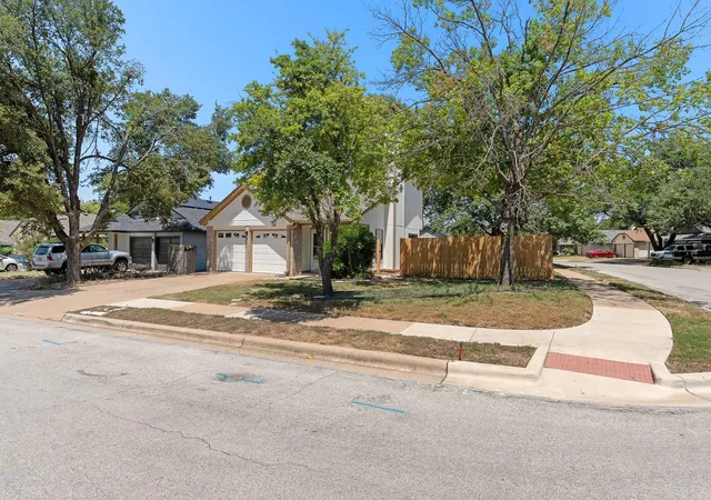 Photo 3 of Single family home for sale at 2300 Dowd Ln, Austin, TX 78728 | MLS# 5602050 | Listing updated on 2026-09-13