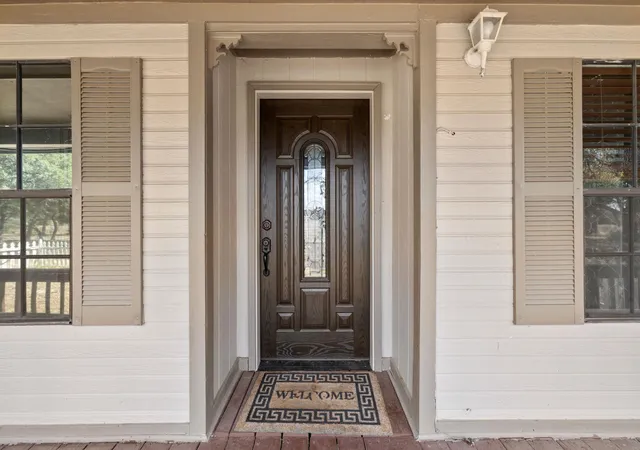 Photo 3 of Manufactured home for sale at 1151 Live Oak Trl, Liberty Hill, TX 78642 | MLS# 9032073 | Listing updated on 2026-09-29