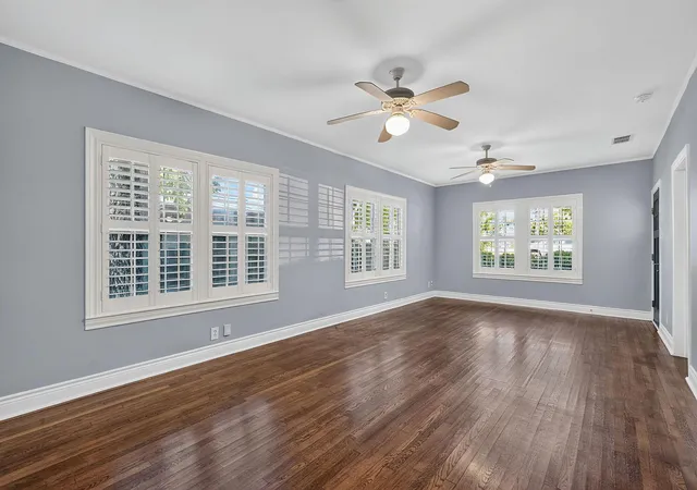 Photo 3 of Single family home for sale at 1710 Wethersfield Rd, Austin, TX 78703 | MLS# 7536302 | Listing updated on 2026-09-01