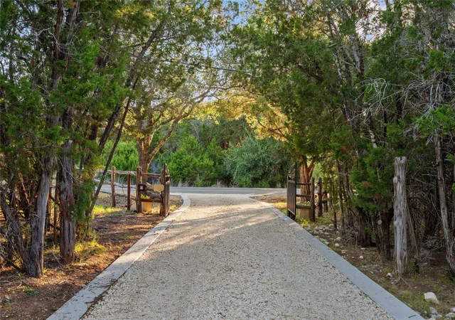 Photo 2 of Single family home for sale at 4343 Brasada Ln, Marble Falls, TX 78654 | MLS# 4202877 | Listing updated on 2026-10-07