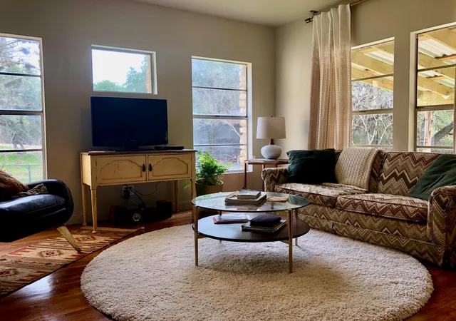 Photo 4 of Single family home for sale at 888 Glenn Crst Dr, Blanco, TX 78606 | MLS# 2995070 | Listing updated on 2026-08-20