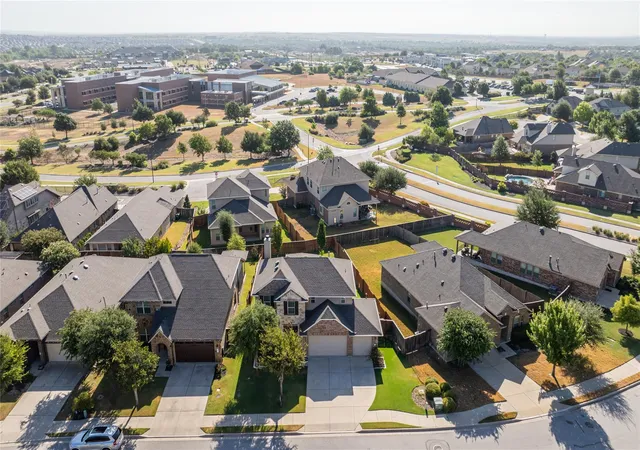 Photo 4 of Single family home for sale at 1309 Daylily Loop, Georgetown, TX 78626 | MLS# 4053477 | Listing updated on 2026-10-27