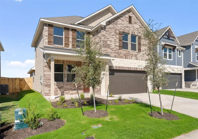 Photo 3 of Single family home for sale at 118 Coleto Trl, Bastrop, TX 78602 | MLS# 9415645 | Listing updated on 2026-09-14