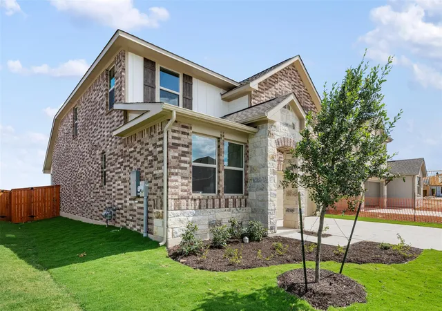 Photo 1 of Single family home for sale at 1809 Fannie Rd, Georgetown, TX 78633 | MLS# 2606980 | Listing updated on 2026-09-21