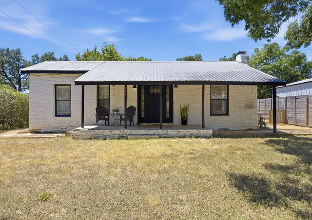 1st image of 110 Fallwell St, Liberty Hill, TX 78642 | MLS# 3473382