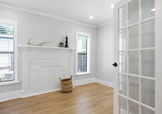 Photo 3 of Single family home for sale at 110 Fallwell St, Liberty Hill, TX 78642 | MLS# 3473382 | Listing updated on 2026-10-08