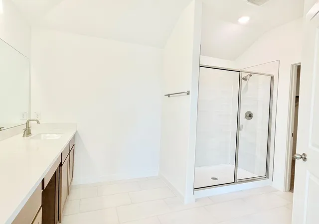 Photo 4 of Single family home for sale at 136 Bouldin Acres Pass, San Marcos, TX 78666 | MLS# 1309622 | Listing updated on 2026-10-06
