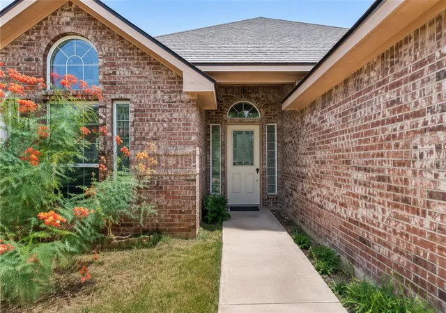 3rd image of 1512 Shadow Walk, Lockhart, TX 78644 | MLS# 4901624