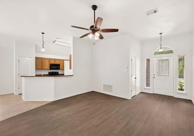5th image of 1512 Shadow Walk, Lockhart, TX 78644 | MLS# 4901624