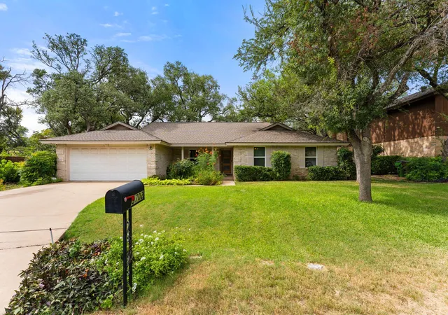 Photo 2 of Single family home for sale at 9702 Beauchamp Sq, Austin, TX 78729 | MLS# 9492885 | Listing updated on 2026-08-29