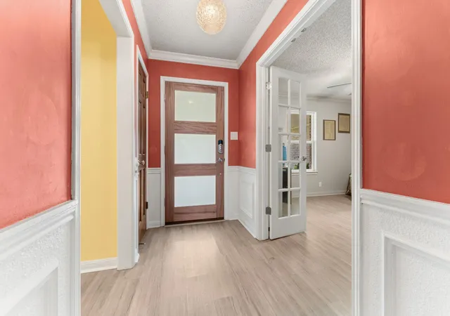 Photo 3 of Single family home for sale at 9702 Beauchamp Sq, Austin, TX 78729 | MLS# 9492885 | Listing updated on 2026-08-29