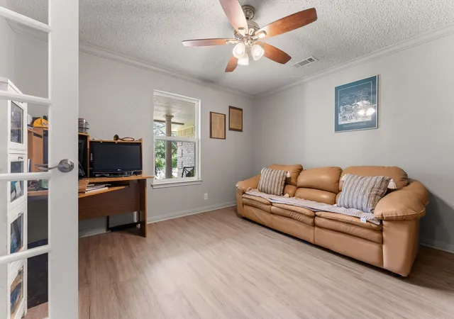 Photo 4 of Single family home for sale at 9702 Beauchamp Sq, Austin, TX 78729 | MLS# 9492885 | Listing updated on 2026-08-29