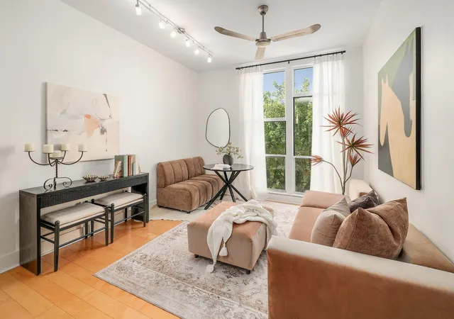 1st image of 1320 Robert Browning St #308, Austin, TX 78723 | MLS# 3693058