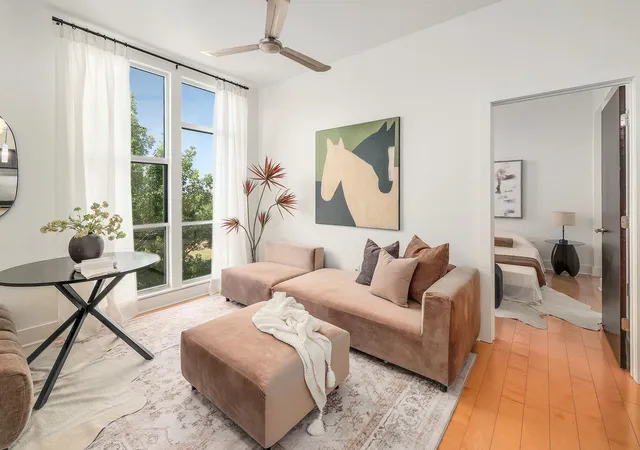 2nd image of 1320 Robert Browning St #308, Austin, TX 78723 | MLS# 3693058