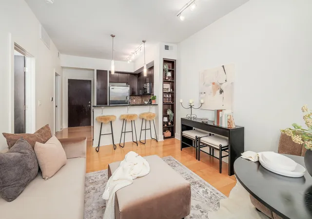 3rd image of 1320 Robert Browning St #308, Austin, TX 78723 | MLS# 3693058